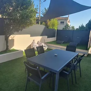 Hébergement de vacances L Ensoleillée Maison 2 Chambres-private House, Cannes